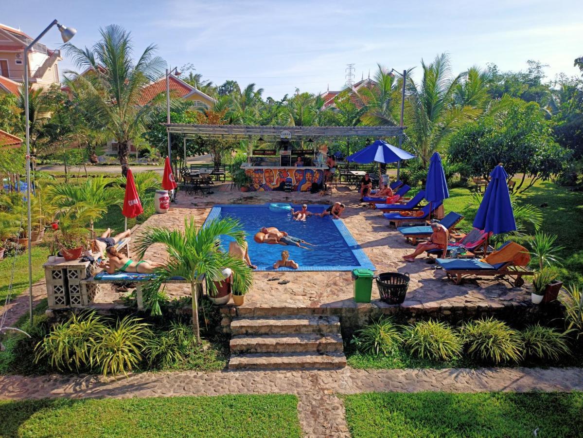 Hostel Karma Traders Kampot Exterior foto
